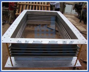 прямоугольные линзовые компенсаторы в Новосибирске