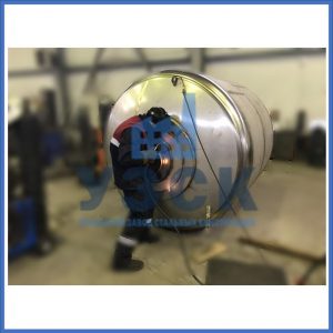 Купить ёмкости и баки из нержавеющей стали от завода УЗСК в Новосибирске